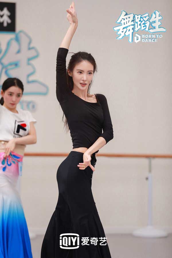 《舞蹈生》佟丽娅手写信成催泪弹 金晨十年后再跳成名作《花儿》(图5) 《舞蹈生》佟丽娅手写信成催泪弹 金晨十年后再跳成名作《花儿》(图5)