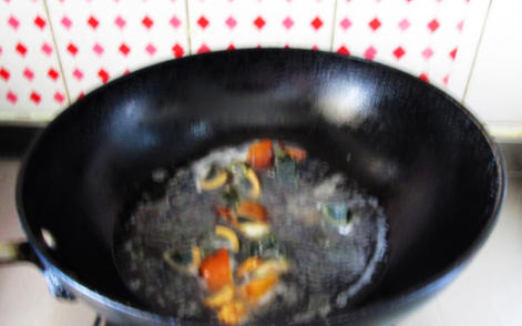 豌豆尖怎么做好吃,云南豌豆尖怎么做好吃图15