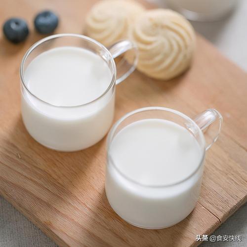 牛奶什么时候喝减肥（一起来看看）