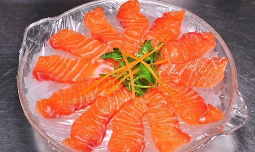 三文鱼要洗一下吗