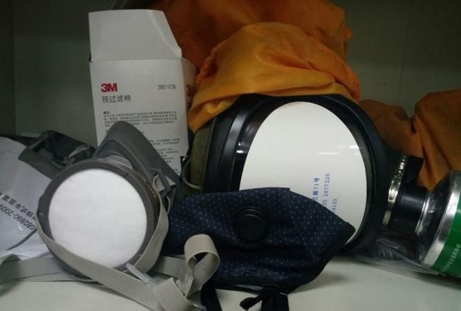 为什么飞机上不让带呼吸阀的口罩