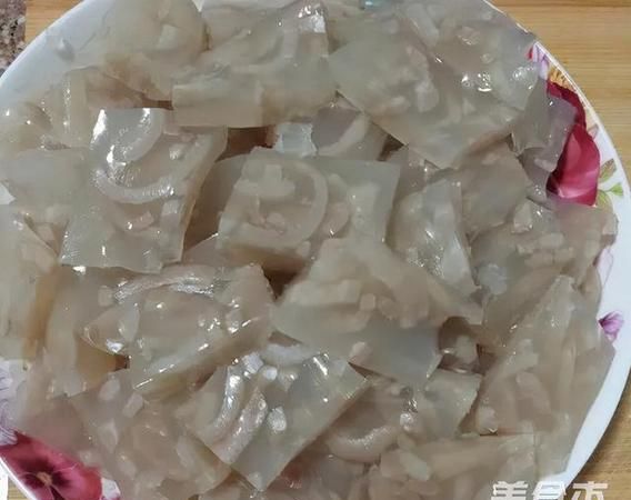 熬皮冻需要多长时间用肉皮熬皮冻方法