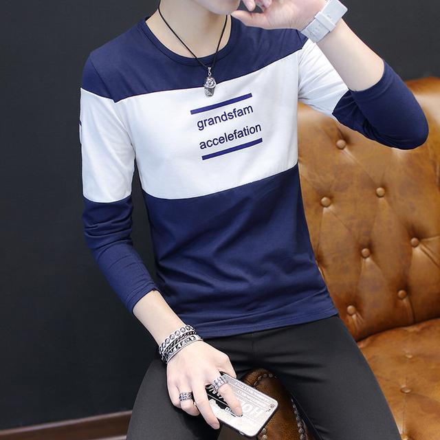 男生短袖t恤穿搭v领(男士V领T恤穿出帅气脸型)(6)