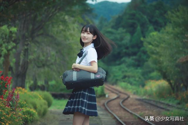 森系少女室内写真集（女子高中生的日常）(1)