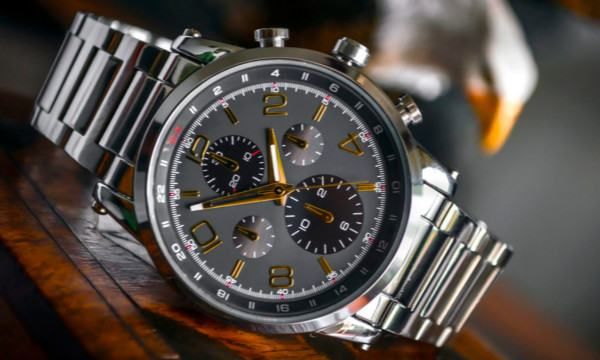 手表辨别方向的方法,没有指南针的时候怎么辨别方向图3