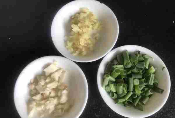 炒鸭怎么做好吃,请问鸭子怎么做好吃怎么炒好吃图15