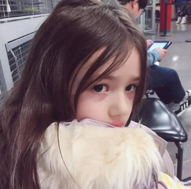 实用自拍技巧(自拍6个大招让你绝对自信)(5)