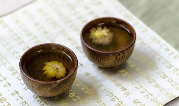 喝菊花茶有什么好处,菊花是茶叶的一种吗图2