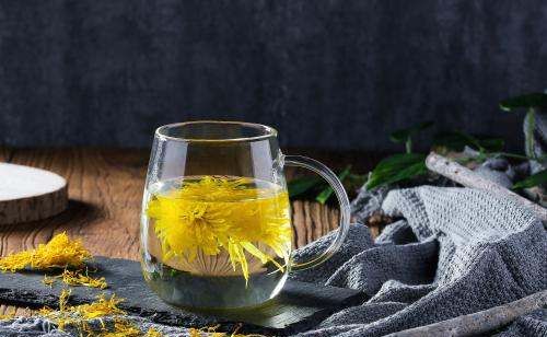 喝菊花茶有什么好处,菊花是茶叶的一种吗图9