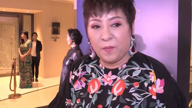 向太称郭碧婷答应生三个孩子（向太承认郭碧婷怀二胎）(4)
