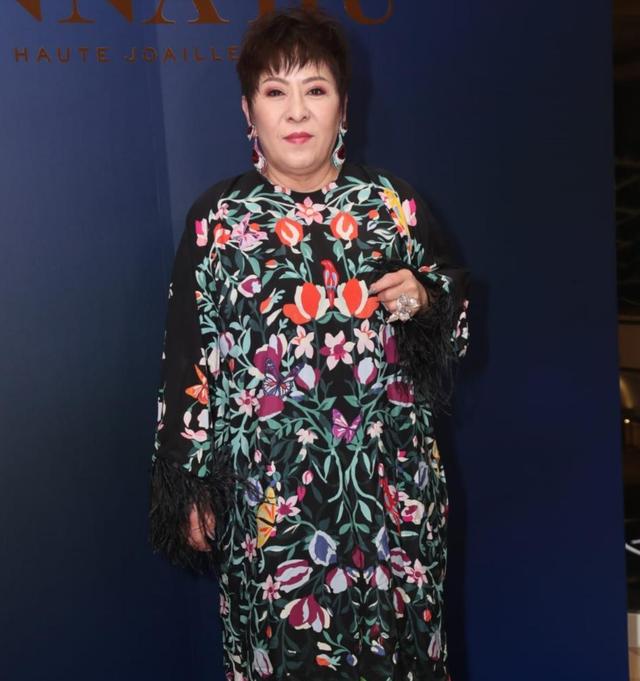 向太称郭碧婷答应生三个孩子（向太承认郭碧婷怀二胎）(1)