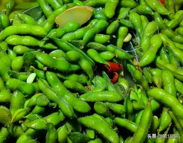 水煮毛豆正确做法（水煮毛豆这样做好吃入味不发黄）(4)