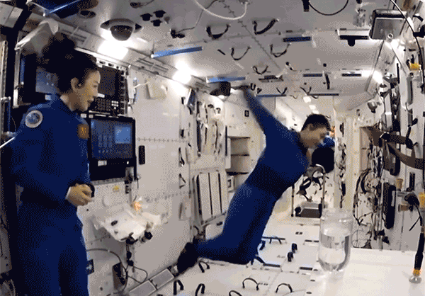 神舟13号返回地球的时间表（9小时速返地球刚刚）(10)
