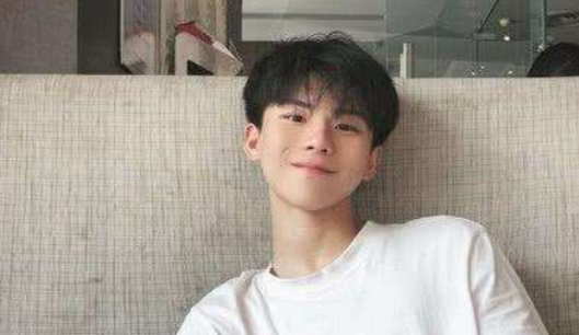 什么叫轻浮言笑,轻浮的男人是什么意思图6