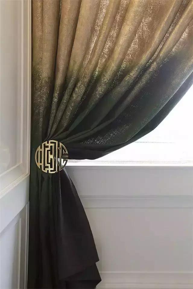 现在流行的卧室窗帘（最让人惊艳的20套卧室窗帘）(2)