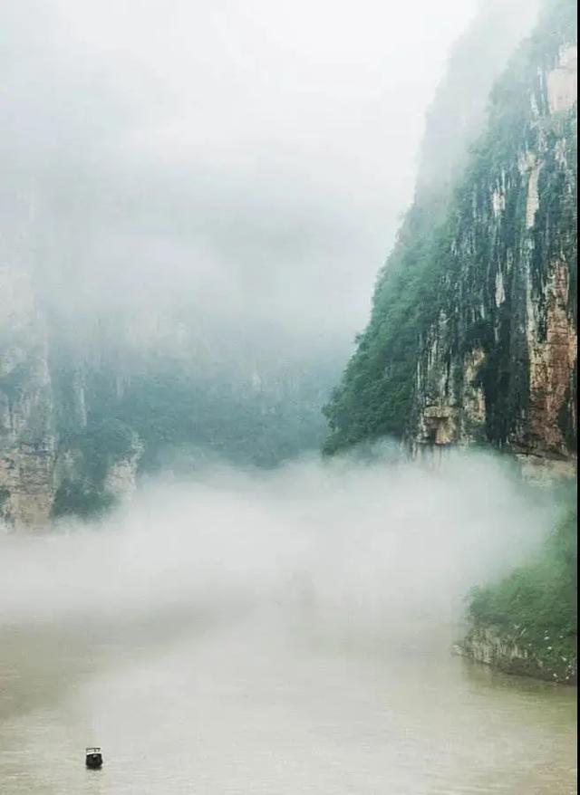 三峡壮美诗句(当代诗人咏三峡)(2)