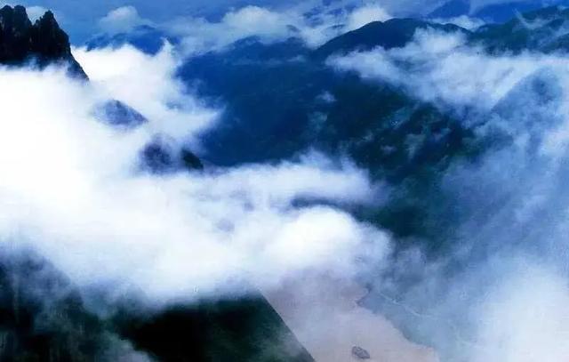 三峡壮美诗句(当代诗人咏三峡)(14)