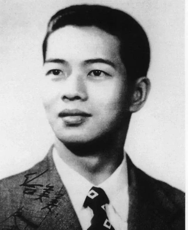 年轻谢贤和谢霆锋对比照（谢贤曾因谢霆锋流泪）(15)
