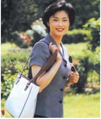 敬一丹与老公关系（家庭事业两不误）(9)