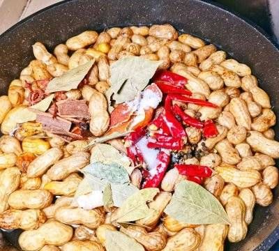 水煮带皮花生做法