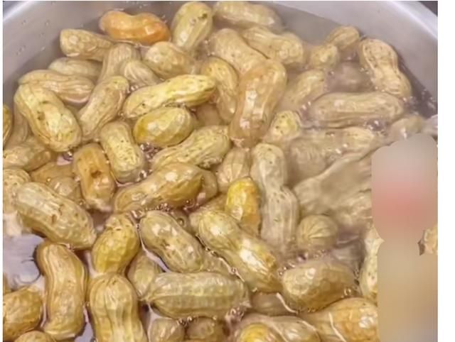 煮带皮花生的做法要煮多久，水煮带皮花生做法？图3