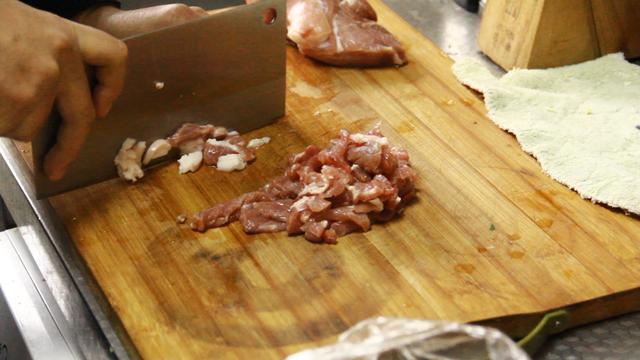 粉皮靠肉 最正宗的做法(粉皮靠肉好吃得停不下来)(5)