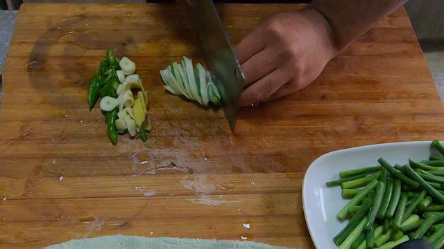 粉皮靠肉 最正宗的做法(粉皮靠肉好吃得停不下来)(11)