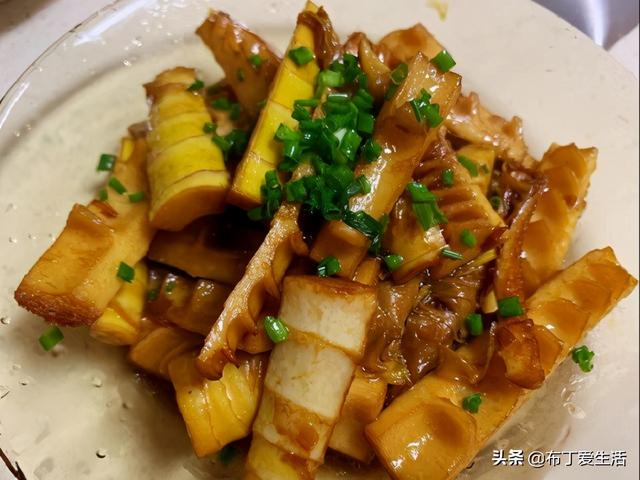 油焖笋的做法详细步骤窍门(冬季吃笋正当时)(7)