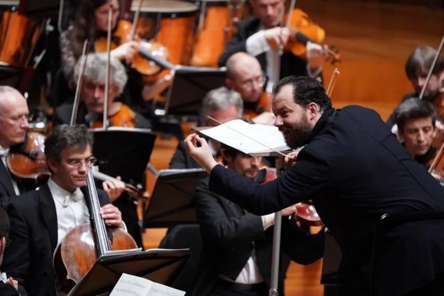 哪一年的维也纳新年音乐会最好 重温维也纳新年音乐会的金色辉煌(11)