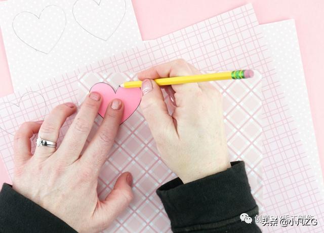 母亲节贺卡制作简单的方法(这样做的贺卡最有创意和心意)(37)