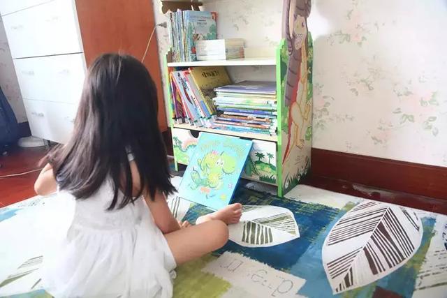 简易阅读书架(用这样一个漂亮的小书架)(6)
