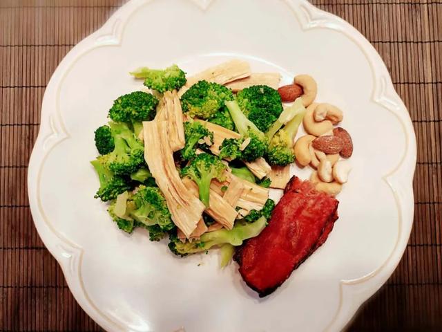 减糖食谱大全及禁忌(减糖瘦身要这样吃)(14)