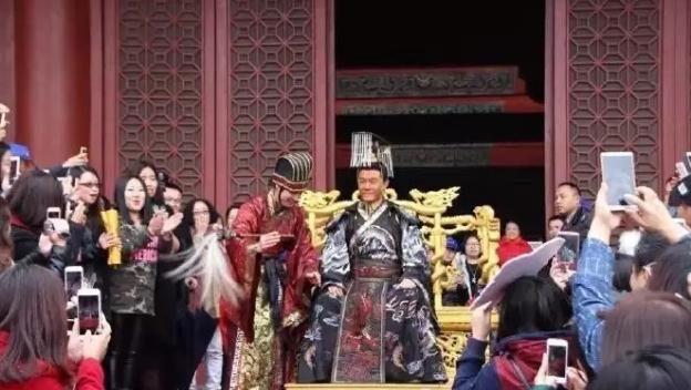 有几个版的包拯(最新版包拯来啦)(1)