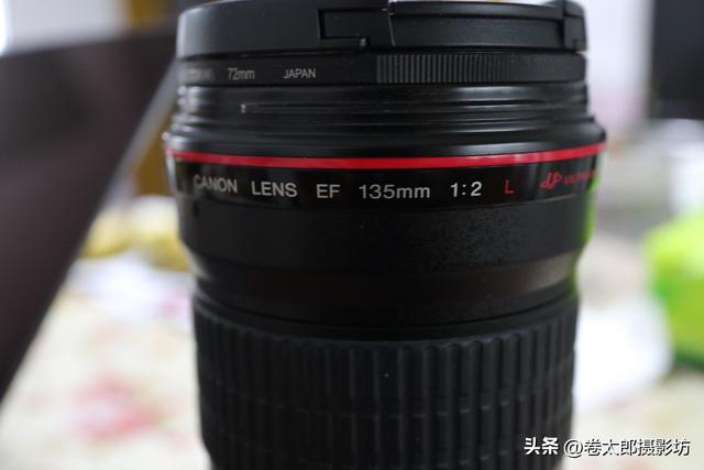 佳能18-135三代镜头对比（佳能终于更新了135L镜头）(2)
