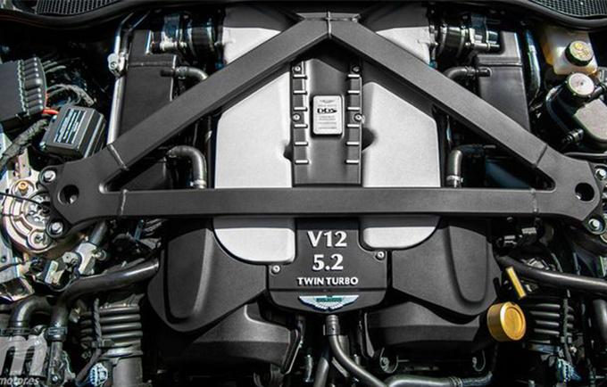 v12发动机为什么消失了（在V12发动机灭绝之前）