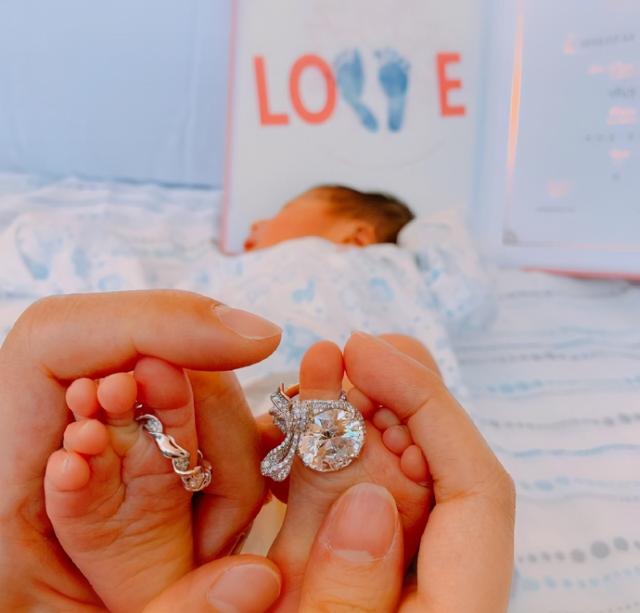 李承铉为什么那么爱安以轩（李承铉没娶安以轩亏了）(11)