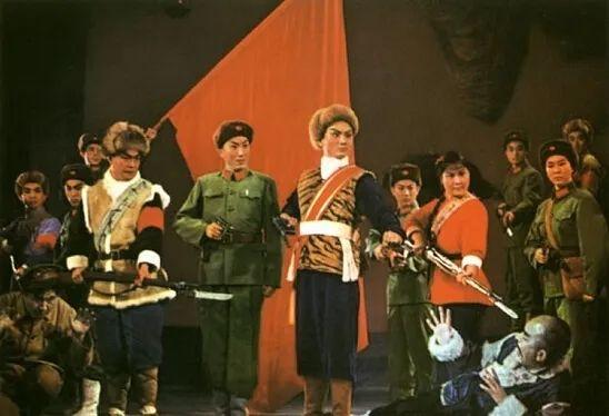 十大样板戏都是什么（八大样板戏就是这八个）(3)