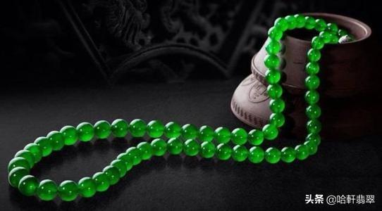 翡翠的原石毛料是什么（翡翠毛料原石是行家与行家的交易）(6)