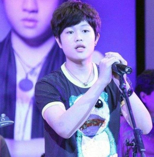 李双江年龄梦鸽年龄(为什么甘愿嫁给51岁的李双江)(7)