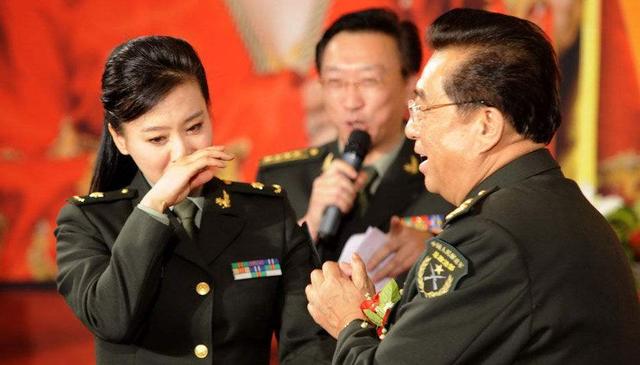 李双江年龄梦鸽年龄(为什么甘愿嫁给51岁的李双江)(4)