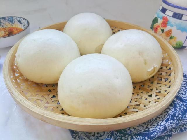蒸馒头一斤面粉要加多少酵母（1斤面粉该放多少酵母）(1)