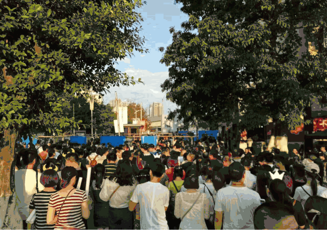 张学友的豪宅有多少层（张学友达州站经典之夜）(3)