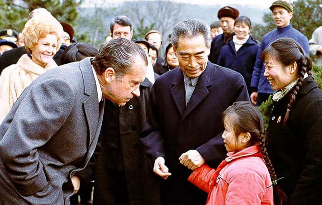 多少颗核弹才能摧毁美国（尼克松声称美国核武器可毁灭地球10次）(2)