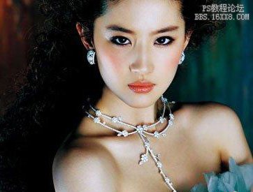 刘亦菲的的合成图片_photoshop的斗转星移合成技巧