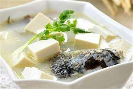 豆腐鲫鱼汤