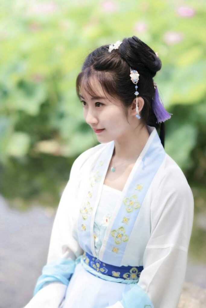 月落和尚青山去求下联_对联成就的姻缘