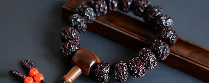 手串怎么串起来视频_手串怎么穿线